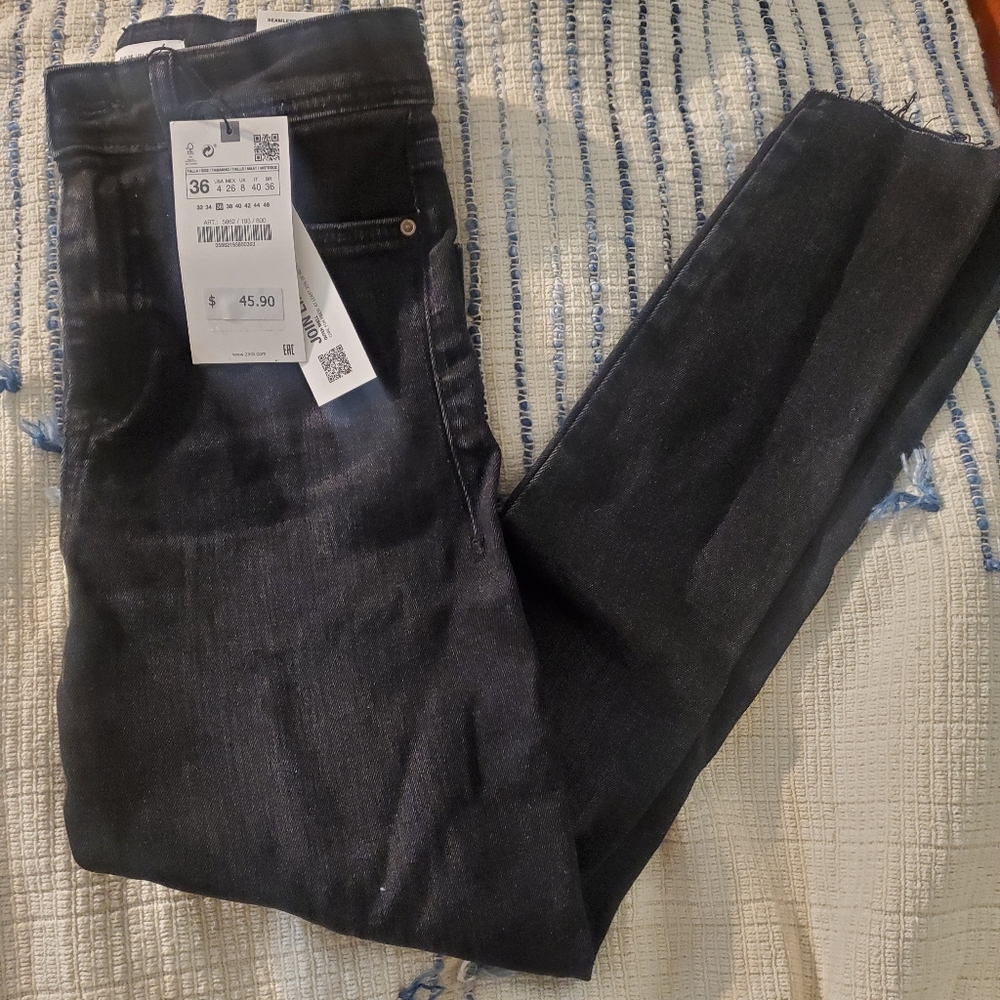 Zara Jeans